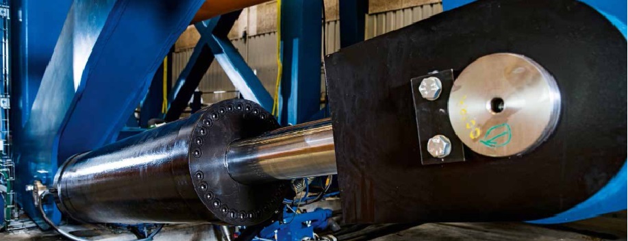 Advanced hydraulics for testing flexible risers